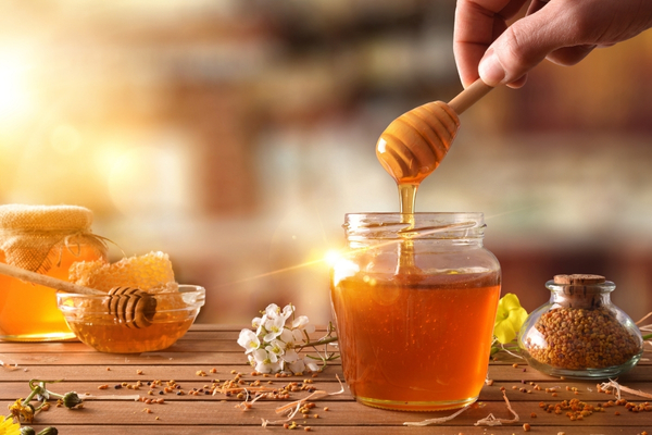 mat-ong-lam-sach-gan