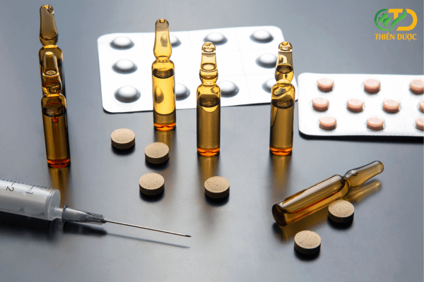 su-dung-thuoc-khang-virus-dieu-tri-viem-gan-c