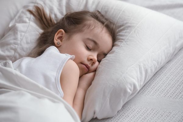 tre-con-phai-ngu-du-giac