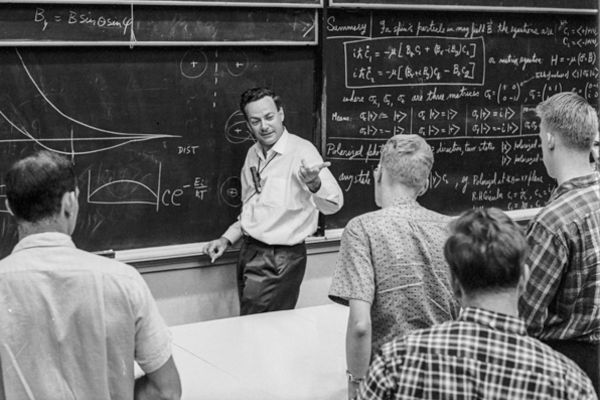 Richard-Feynman-xong-nghe-nano