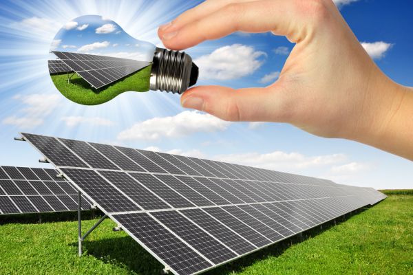 tam-pin-nang-luong-mat-troi-giup-tao-ra-nguon-nang-luong-sach