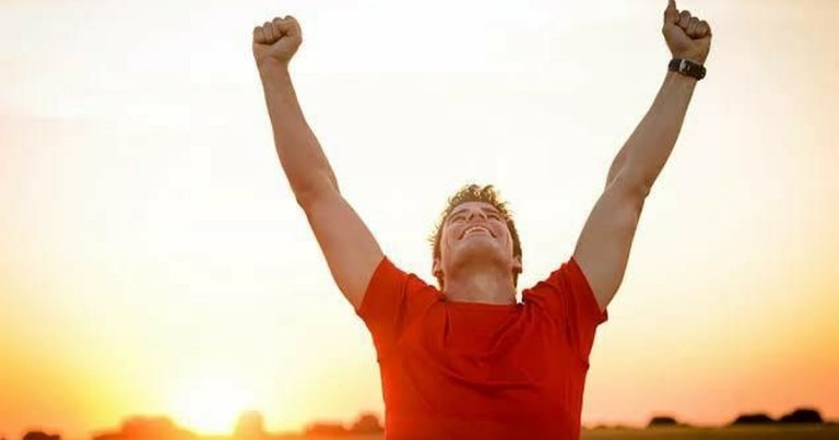 Dong-trung-ha-thao-cai-thien-he-mien-dich-cua-nam-gioi-