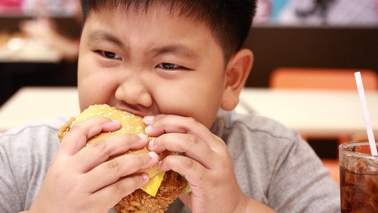 nguoi-tre-mac-tieu-duong